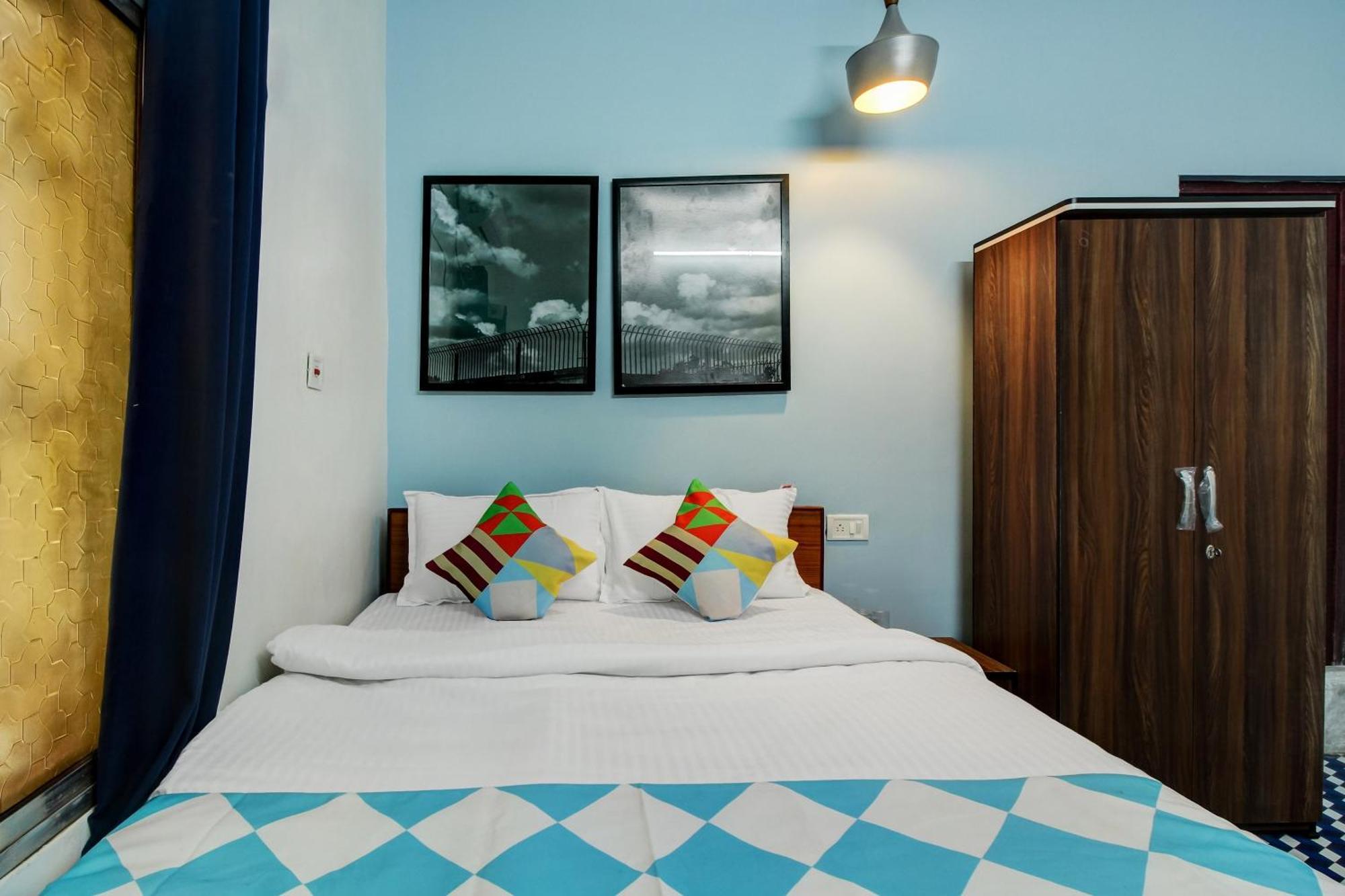 Hotel O Nilay Guest House Behala Ngoại thất bức ảnh