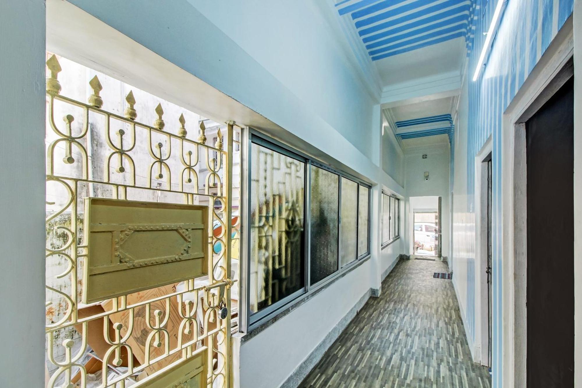 Hotel O Nilay Guest House Behala Ngoại thất bức ảnh
